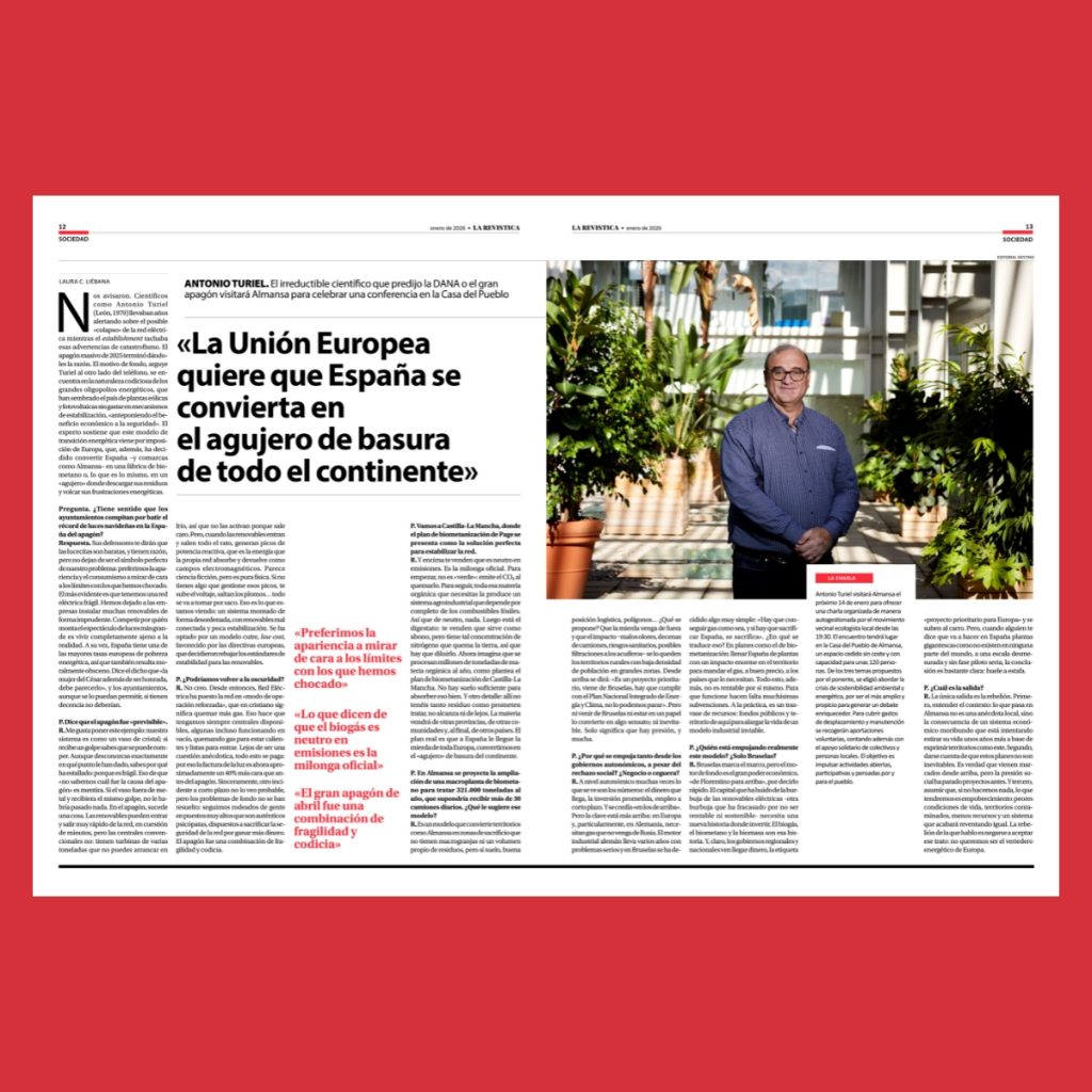 La Revistica | Publicado en el Nº003, página 12 y 13