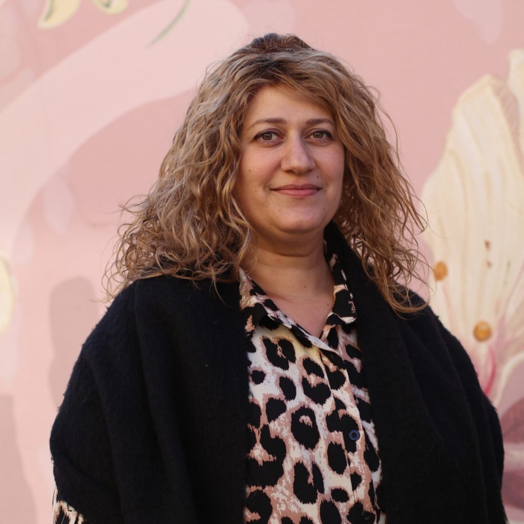 Inma Ricart es paciente de cáncer y madre de dos hijas de 8 y 5 años