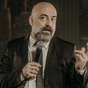 GOYO JIMÉNEZ. El humorista llega a Almansa con un espectáculo con el que dice adiós al sueño americano