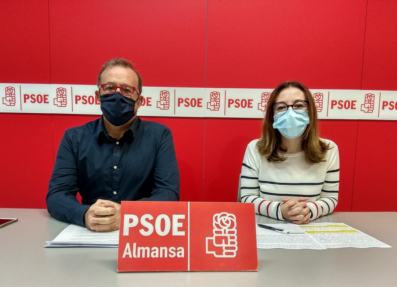 PSOE Almansa Pablo Sánchez y Clara López