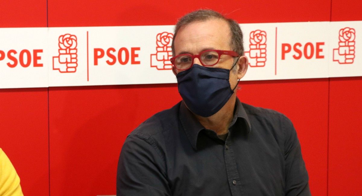 Pablo Sánchez expuso los argumentos del PSOE sobre la depuradora