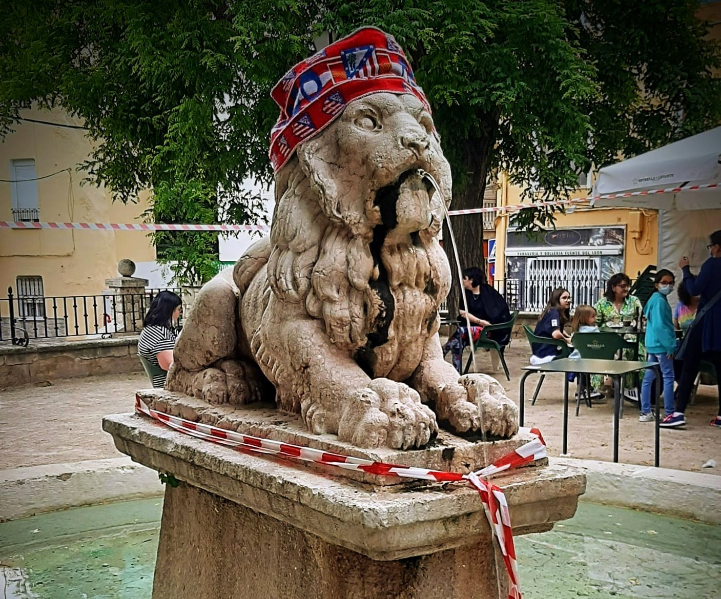 Fuente del León, Almansa
