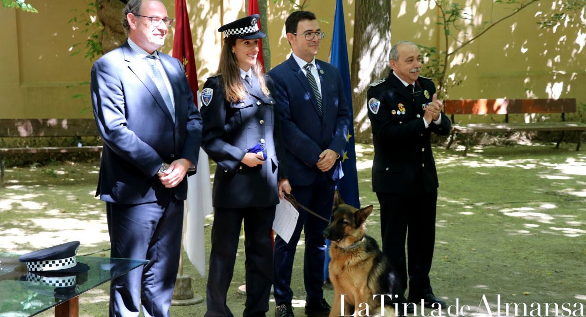 Ainara Perez Policia Almansa