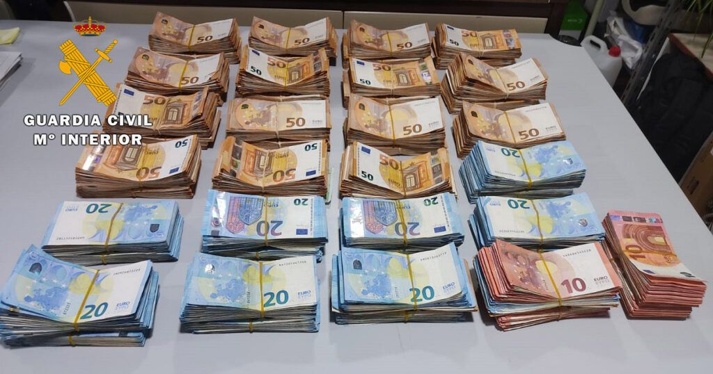 guardia civil control albacete 182.000 euros