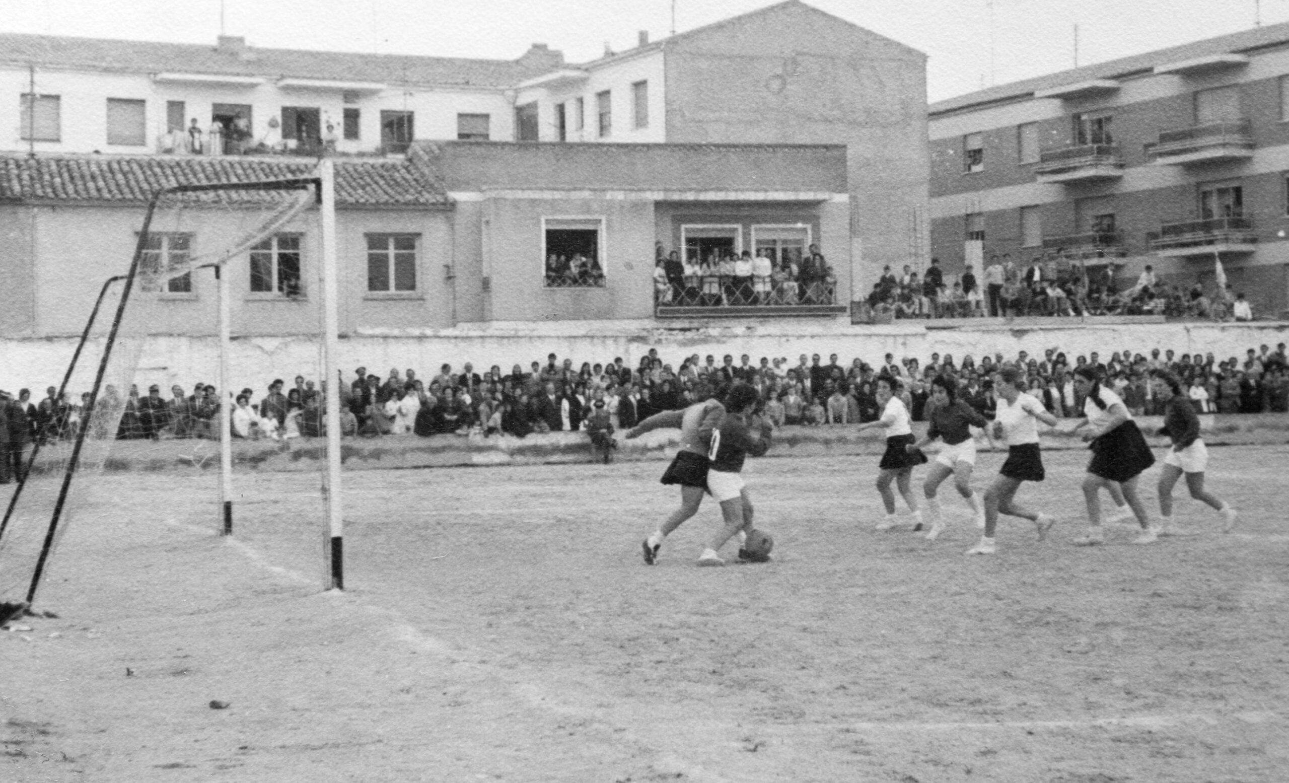 Fútbol femenino Almansa Villena 1971