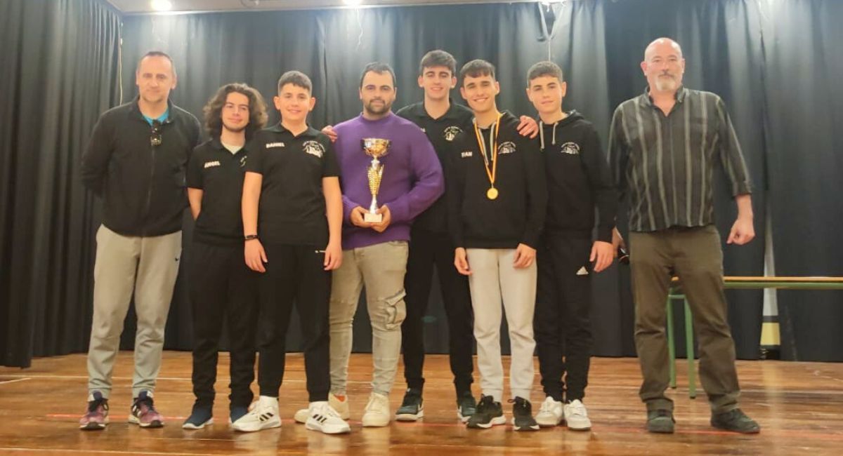 club ajedrez almansa campeón equipos sub-18