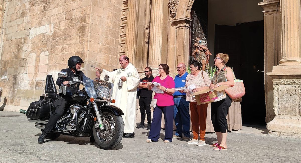 Almansa San Cristóbal vehículos