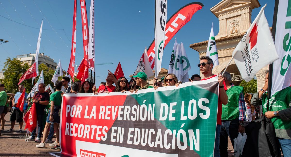 Almansa huelga educación pública