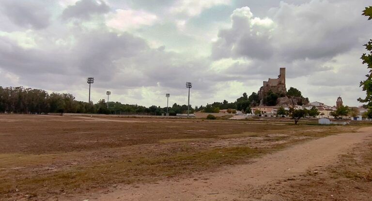 tiempo almansa cielos nubosos