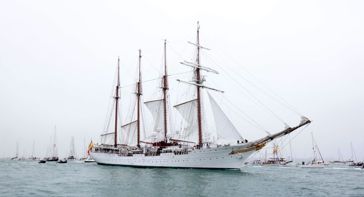 barco juan sebastian elcano