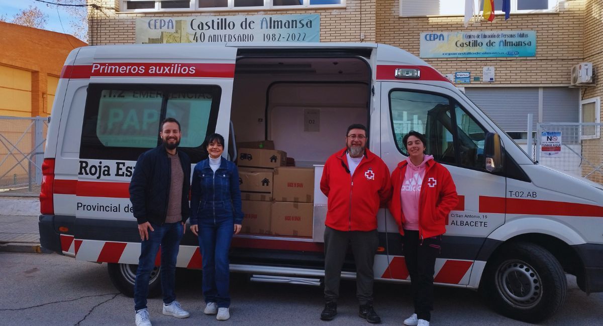 donación libros almansa camerún