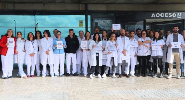 concentración médicos y facultativos hospital almansa