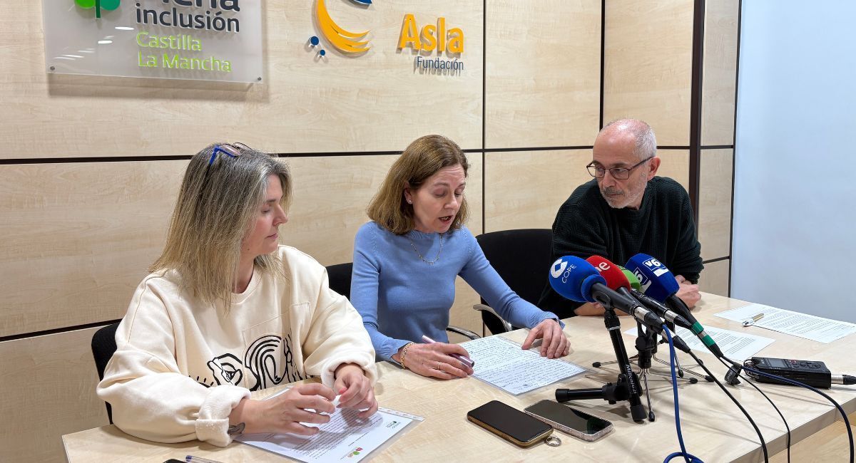 Asprona Almansa recogida firmas