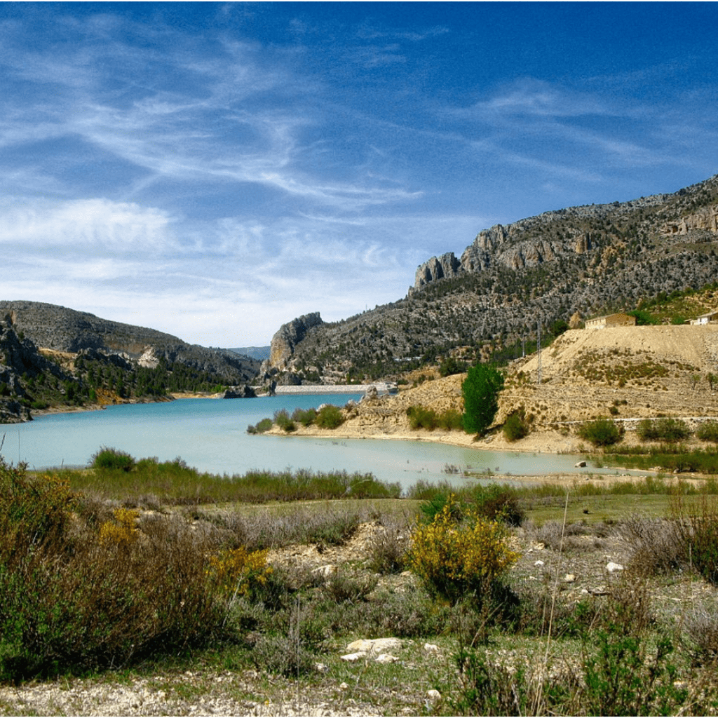 Embalse de Taibilla, paisaje natural en la Sierra del Segura