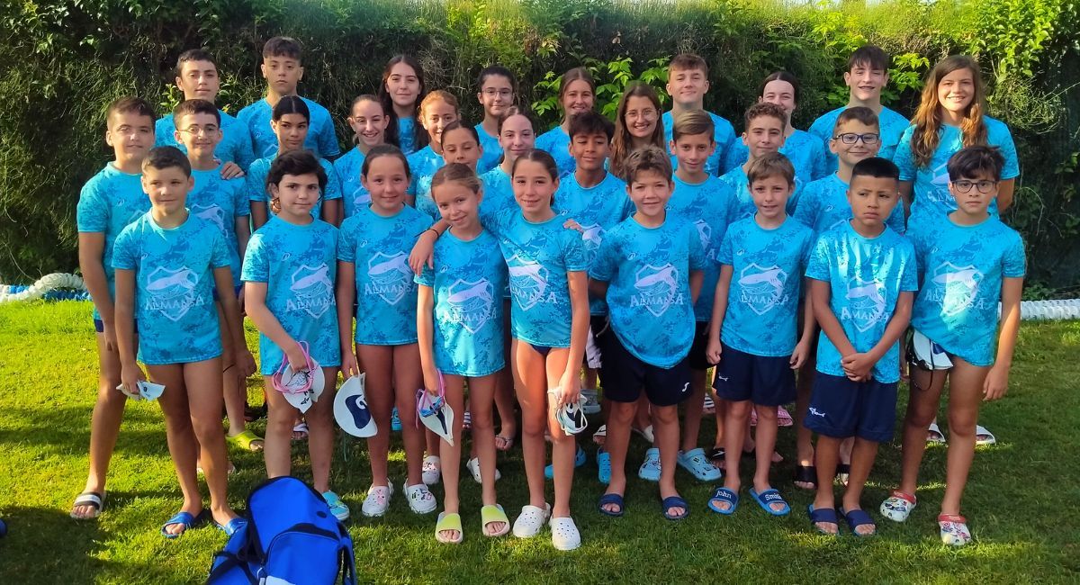 club natación almansa niños