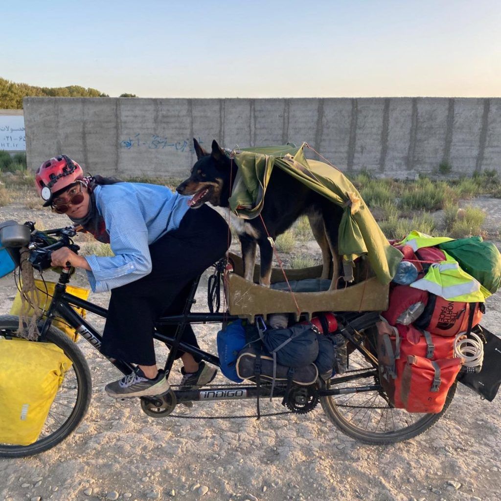 Ana Carmen Navajas aventura bicicleta
