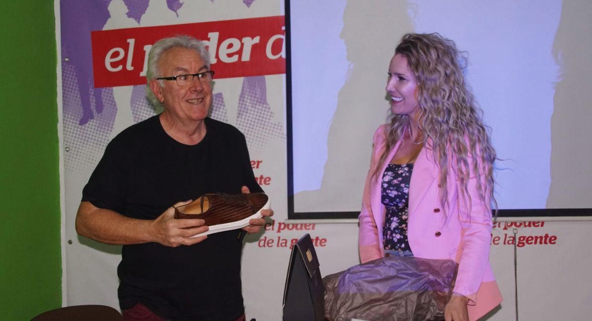 laura fernandez izquierda unida almansa se retira