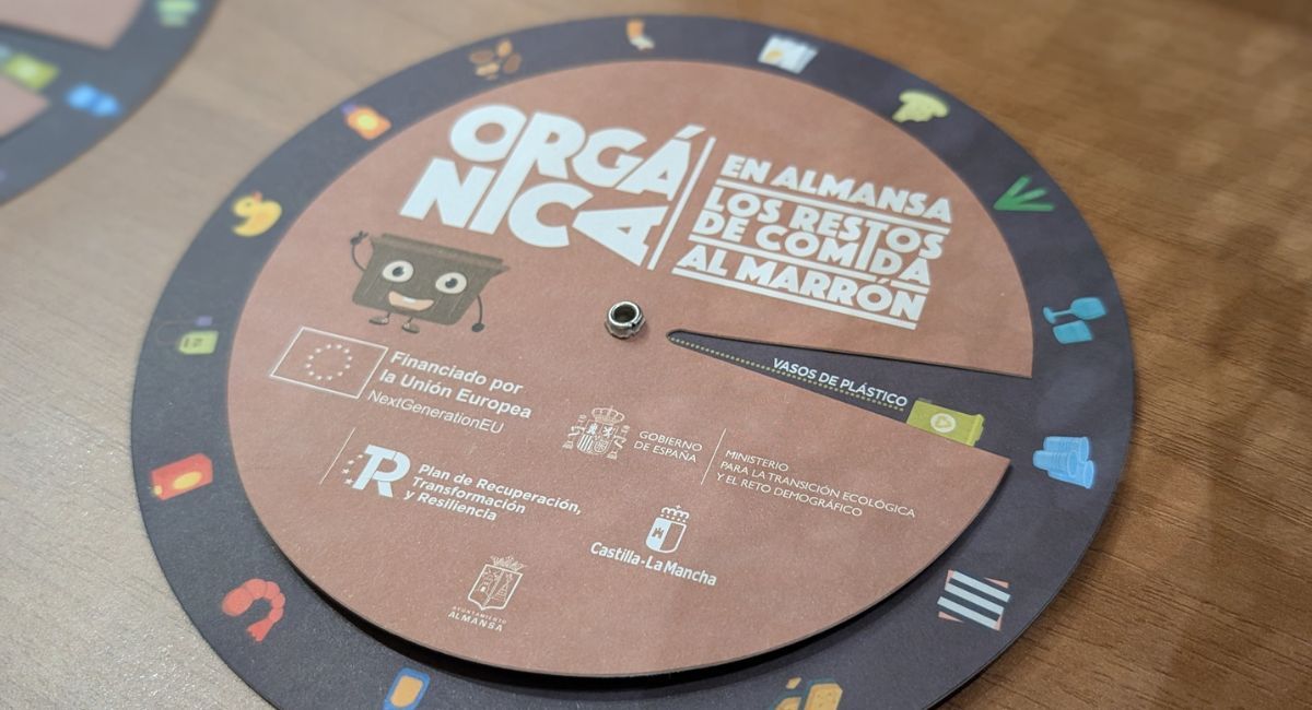 contenedor marron flyer almansa