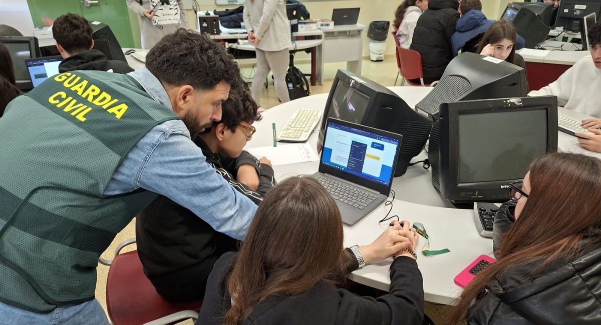 ciberliga guardia civil instituto Almansa