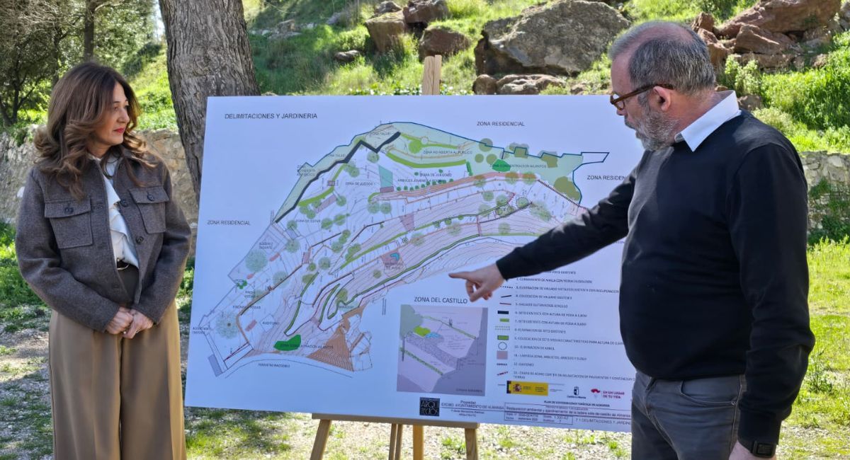 obras jardín castillo Almansa