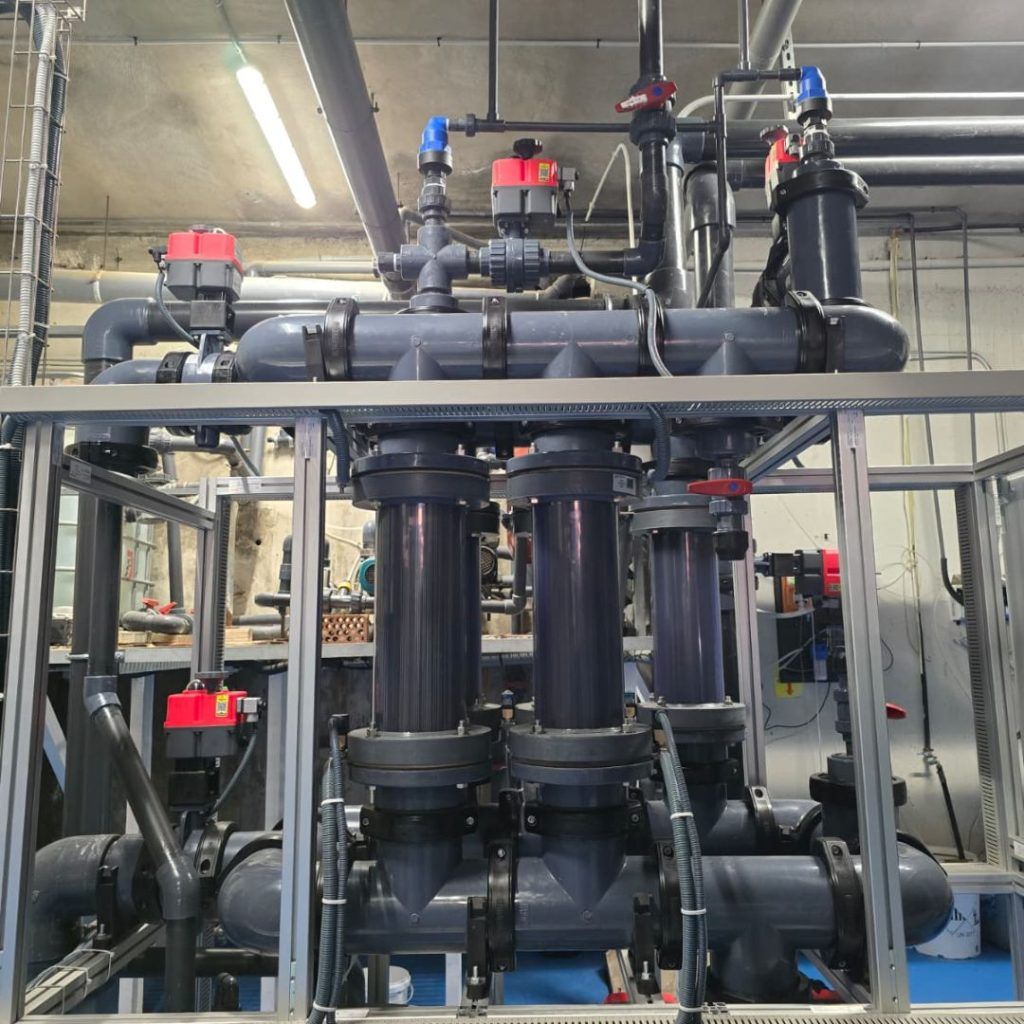 sistema desinfección agua piscina cubierta