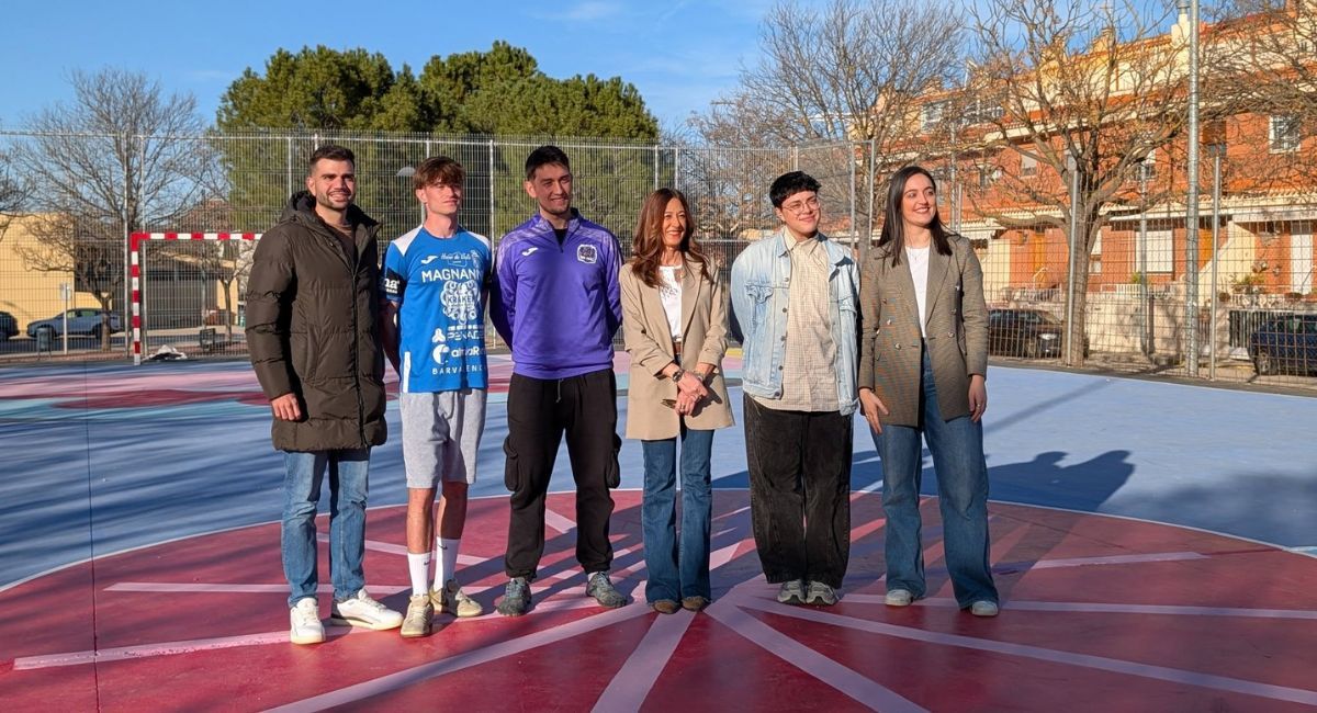 pista fútbol mariana pineda