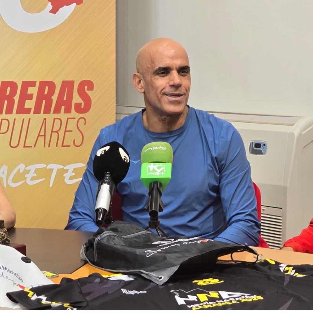 Reyes Estévez media maratón Almansa