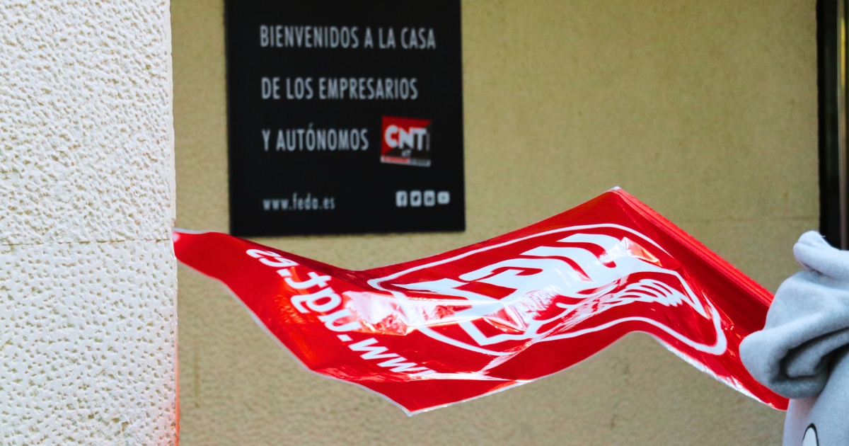 Protesta a las puertas de FEDA Almansa 