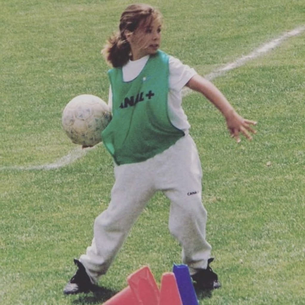 Miriam Costa recogepelotas