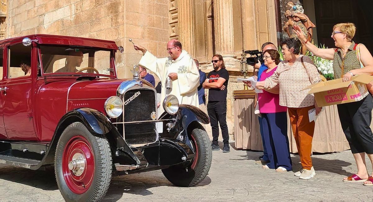 Almansa San Cristóbal vehículos