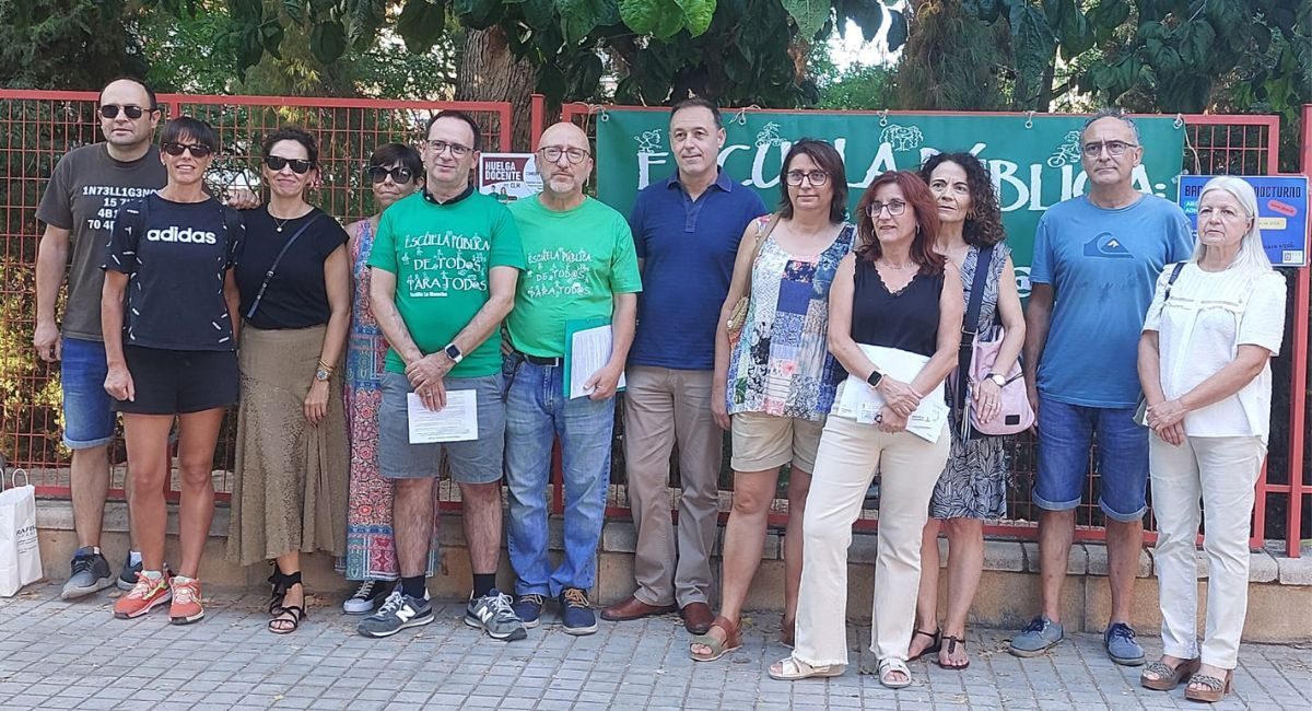 Almansa huelga educación pública