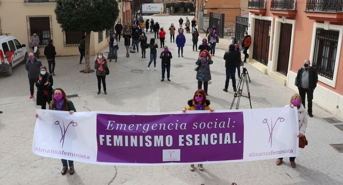 Acto de Almansa Feminista por el 8-M: creatividad ante la pandemia