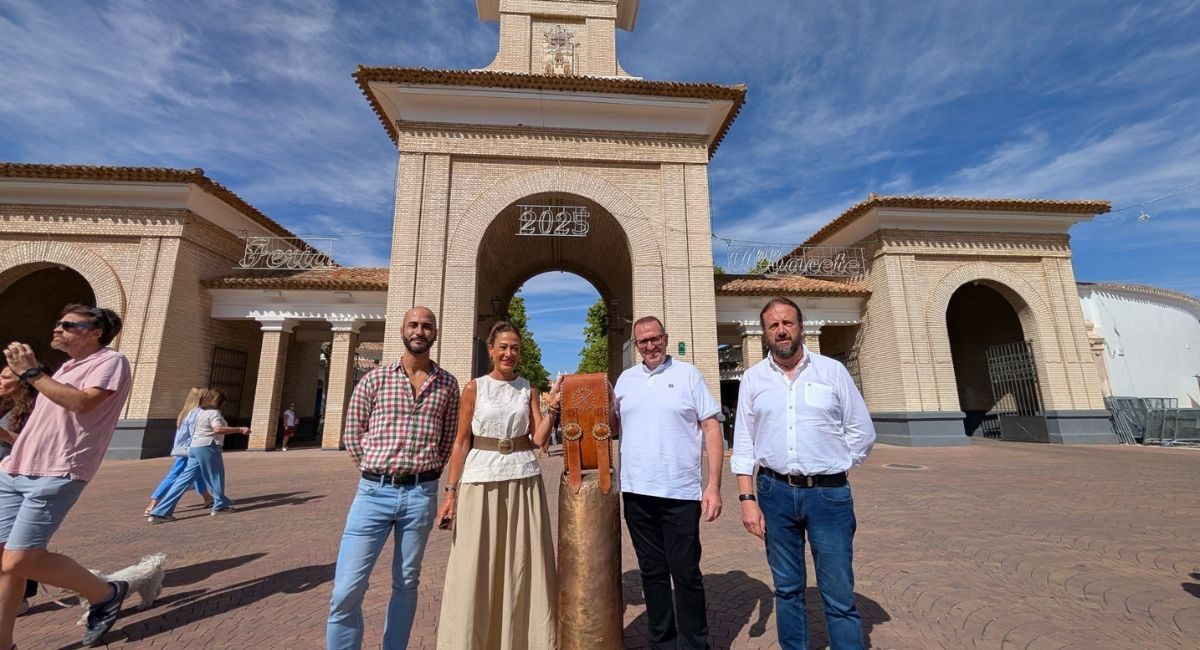 almansa inaugura stand diputación albacete