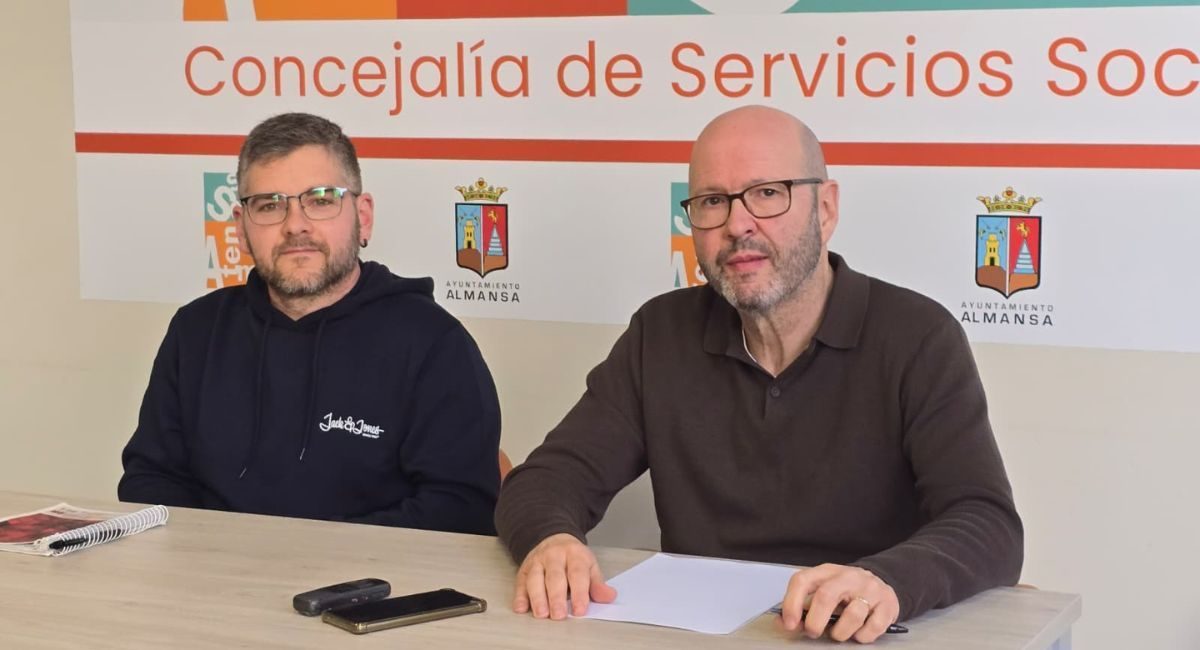 críticas servicios sociales Almansa