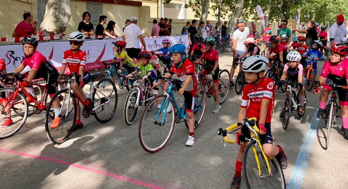 memorial el cacho ciclismo calles almansa