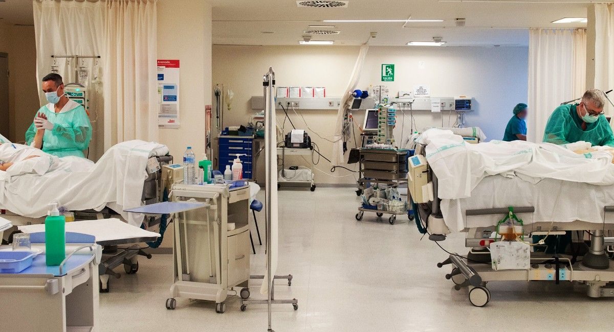 Se disparan los ingresos en el Hospital de Almansa, propios de la primera ola